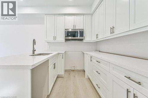 64 GAGE Avenue Unit# 1 , Kitchener, Ontario N2G 2E2 2