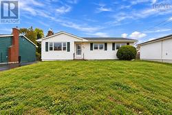 32 Mount Edward Road  Dartmouth, NS B2W 3K4