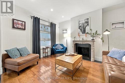 23 NEW STREET , Toronto, Ontario M5R 1P7 5