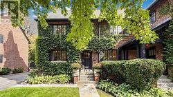 12 ANCROFT PLACE Toronto, ON M4W 1M4