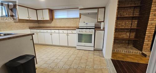 BASEMENT - 136 RUSTIC ROAD , Toronto, Ontario M6L 1W1 5
