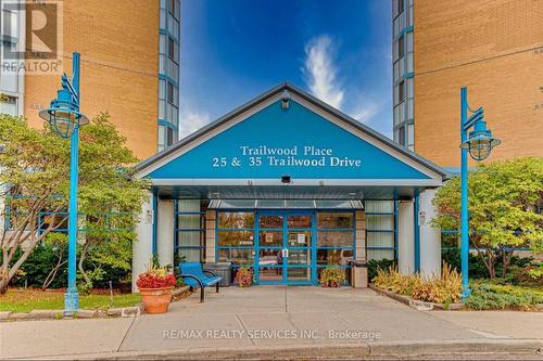 502 - 25 TRAILWOOD DRIVE , Mississauga, Ontario L4Z 3K9 2