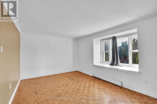924 Dynes Road, Ottawa, ON 