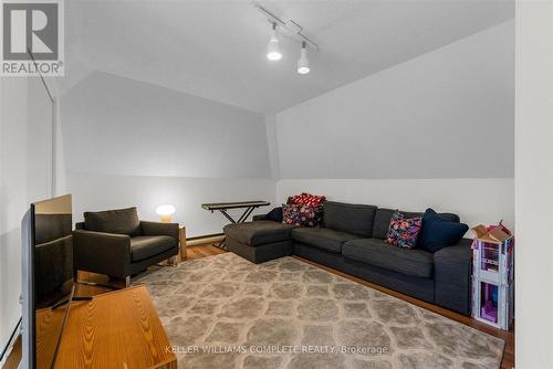 52 Fairmount Avenue, Hamilton, ON 