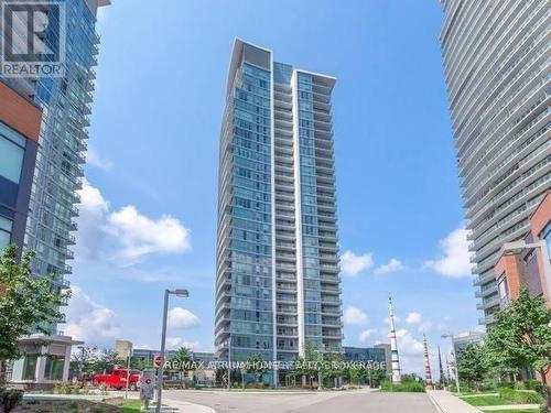 206 - 66 FOREST MANOR ROAD , Toronto, Ontario M2J 0B7 2
