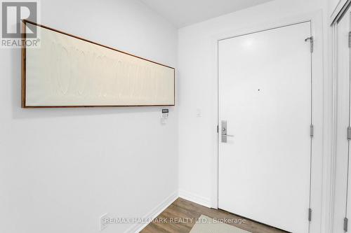 207 - 2015 SHEPPARD AVENUE E , Toronto, Ontario M2J 0B3 3