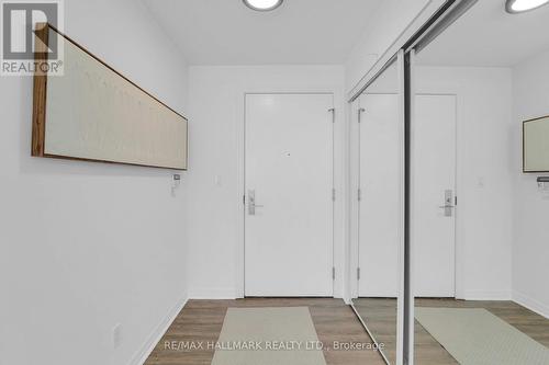 207 - 2015 SHEPPARD AVENUE E , Toronto, Ontario M2J 0B3 4