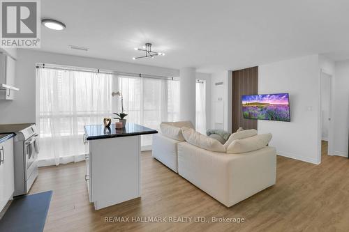 207 - 2015 SHEPPARD AVENUE E , Toronto, Ontario M2J 0B3 5