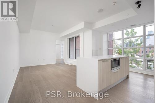 401 - 501 ADELAIDE STREET W , Toronto, Ontario M5V 0R3 2