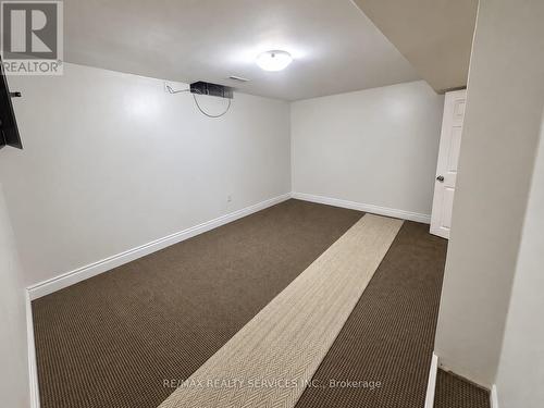 50 BANTING CRESCENT , Brampton, Ontario L6Y 2K9 4