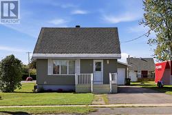 3 Weldon AVE Sault Ste. Marie, ON P6B 3C4
