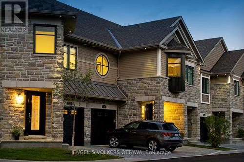 105 Montauk Pvt, Ottawa, ON 