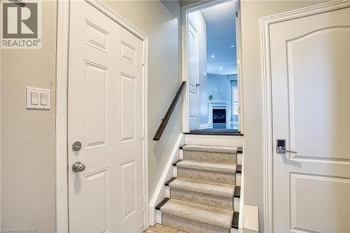 52 DARTMOUTH Gate Unit# Main , Stoney Creek, Ontario L8E 0B9 3