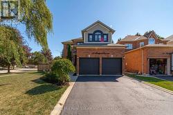 65 HEATHFIELD CRESCENT  Hamilton (Waterdown), ON L8B 0P2