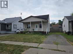 325 SIMPSON Avenue Welland, ON L3B 4Y7