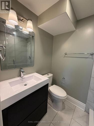 66 IKLEY ROAD , Toronto, Ontario M3J 1C6 3