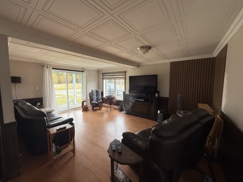 Salon - 314 4E-Et-5E Rang E., Dupuy, QC 