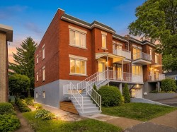 10527  - 10531 Rue Rancourt  Montréal (Ahuntsic-Cartierville), QC H2B 2P4