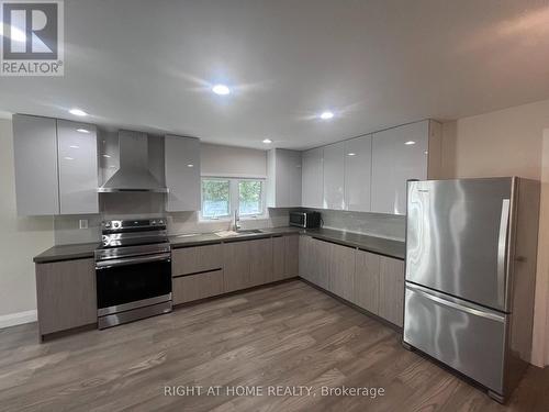 379 THE QUEENSWAY SOUTH , Georgina, Ontario L4P 2C4 4
