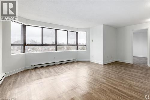 547 BELMONT Avenue W Unit# 510 , Kitchener, Ontario N2M 5E7 5