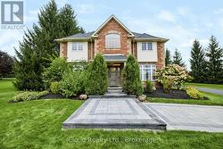 41 WOODLAND DRIVE East Garafraxa, ON L9W 2Y9