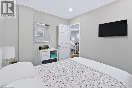 104 Niagara Street, Hamilton, ON 