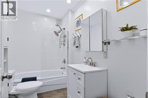 104 Niagara Street, Hamilton, ON 