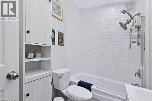 104 Niagara Street, Hamilton, ON 