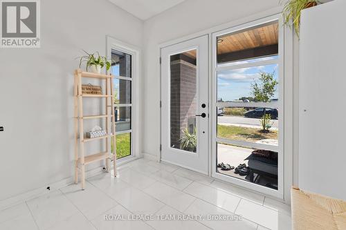 978 ACOUSTIC WAY , Ottawa, Ontario K4M 0R1 2