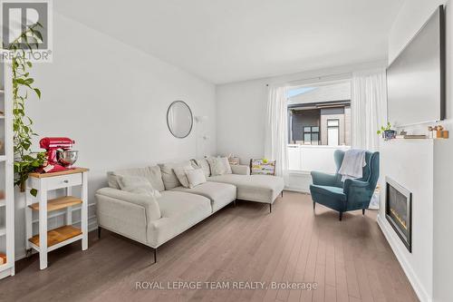 978 ACOUSTIC WAY , Ottawa, Ontario K4M 0R1 5