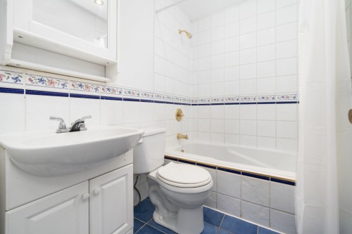 Salle de bains - 100 Rue Devon, Baie-D'Urfé, QC 