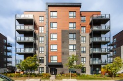 102-120 Av. de la Belle-Dame  La Prairie, QC J5R 0T4