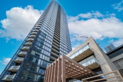 P4-188-1288 Rue St-Antoine O. Montréal (Ville-Marie), QC H3C 0X6