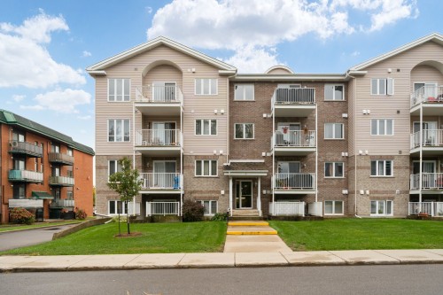 203-10 Carré Richelieu  Châteauguay, QC J6K 3T8