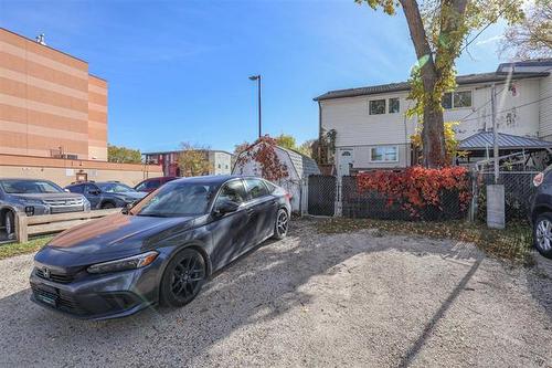 407 Regent Ave, Winnipeg, MB 