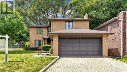 2 TRIMONTIUM CRESCENT Toronto, ON M4C 5N7
