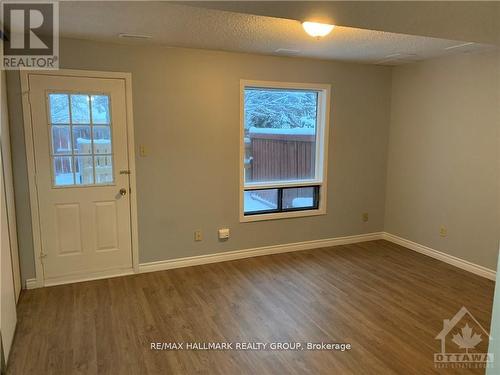 23 BLACK FOREST LANE , Ottawa, Ontario K2H 9E6 2