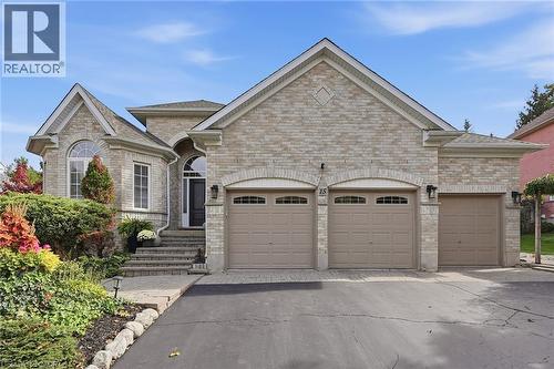 15 EVERWOOD Run  Kitchener, ON N2P 2B1