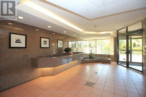 209 - 521 RIVERSIDE DRIVE , London North (North P), Ontario N6H 5E2 2