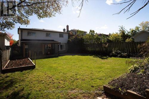 LOWER - 46 RIDGEWAY AVENUE , Barrie, Ontario L4N 5L2 2