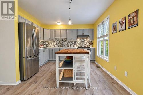 141 Arcola Private, Ottawa, ON 