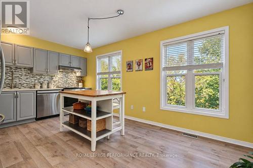 141 Arcola Private, Ottawa, ON 