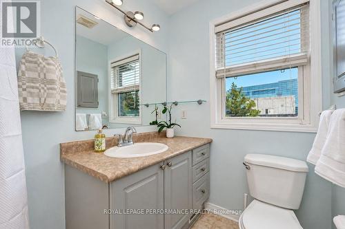 141 Arcola Private, Ottawa, ON 