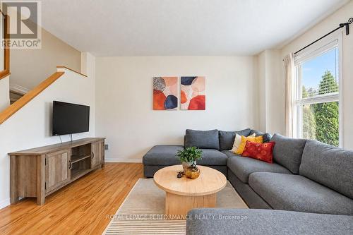 141 Arcola Private, Ottawa, ON 