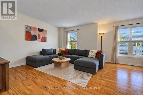 141 Arcola Private, Ottawa, ON 