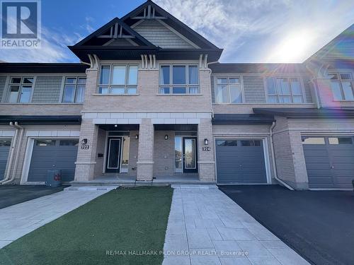 324 RAINROCK CRESCENT , Ottawa, Ontario K1W 0J7 2