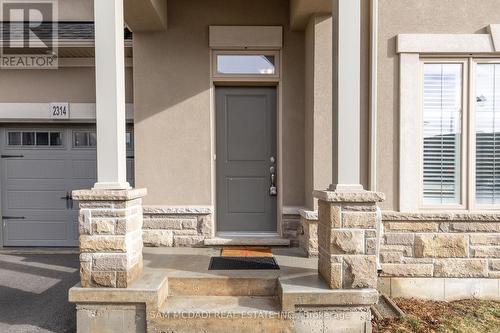 2314 NATASHA CIRCLE , Oakville, Ontario L6M 0L1 2