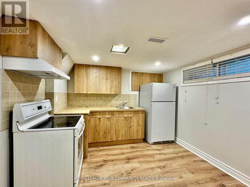 APT A - 246 ELKA DRIVE , Richmond Hill, Ontario L4C 3A3 4