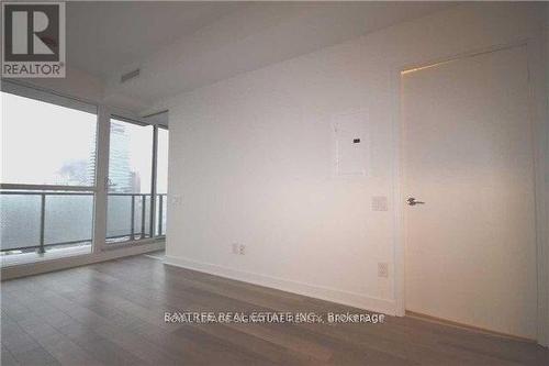 3409 - 290 ADELAIDE STREET W , Toronto, Ontario M5V 1P6 2