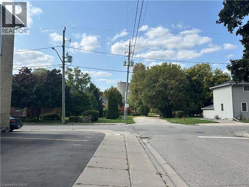 206-212 QUEENSTON Road Unit# 8 , Cambridge, Ontario N3H 3J2 2